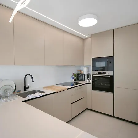 Apartment Silver Tower 5b